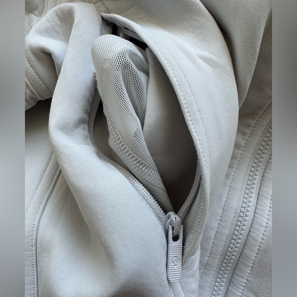 lululemon athletica Rogue Jacket - Picture 6 of 16